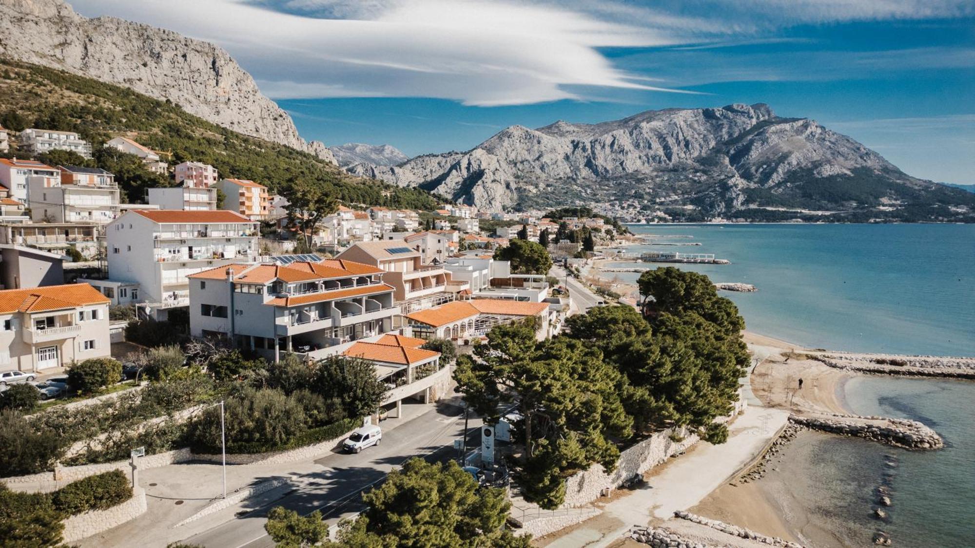 Rogac Rooms & Restaurant Omiš Kültér fotó