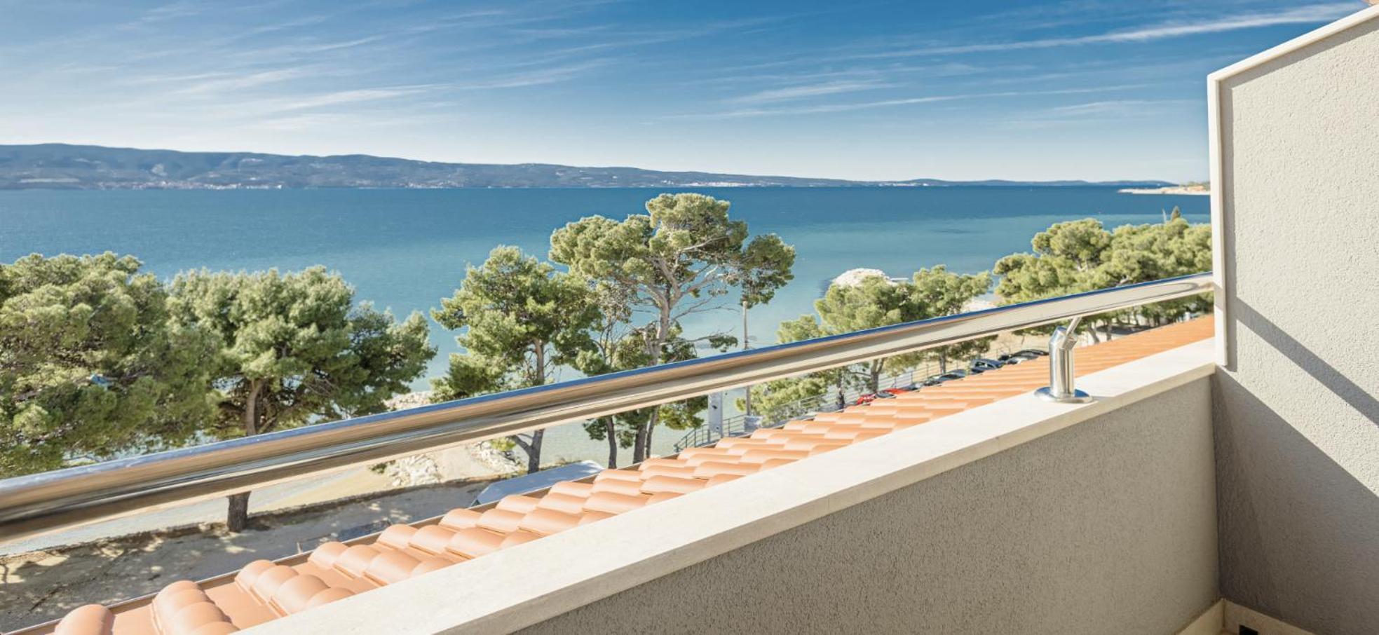 Rogac Rooms & Restaurant Omiš Kültér fotó